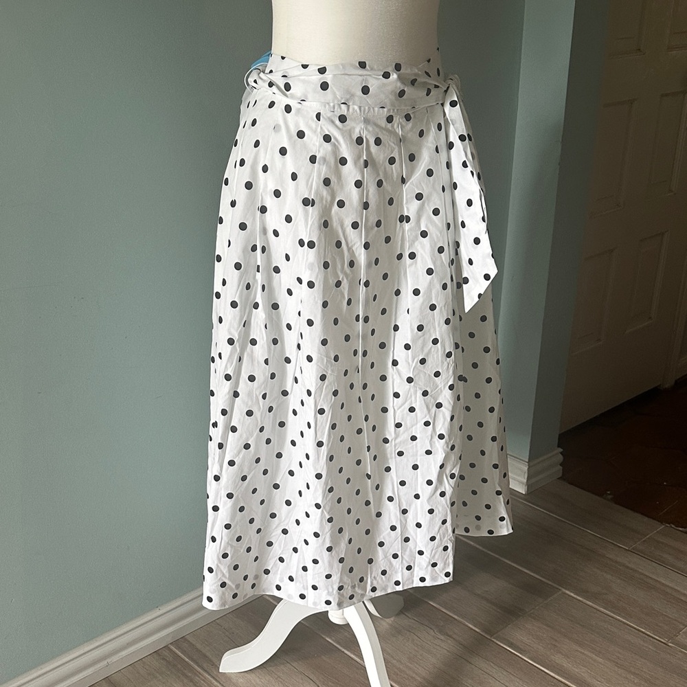 Talbots Black and White Polka Dot A-Line Skirt - Picture 2 of 8